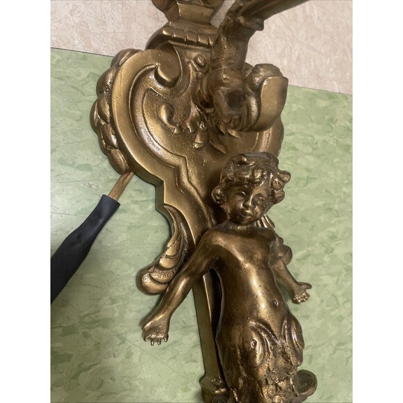 Vintage Heavy Bronze Cherub Angel Wall Sconce Light Hollywood Regency Lamp - Picture 4 of 14